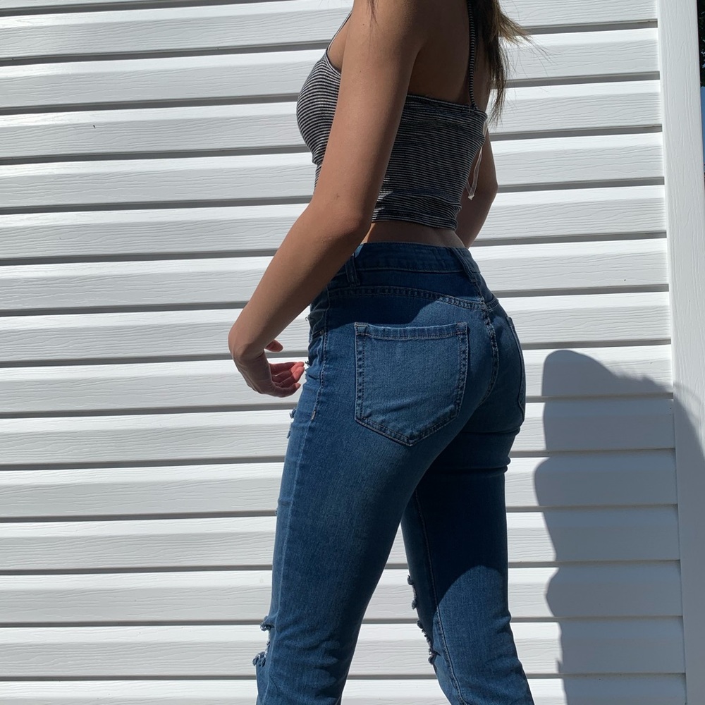 GARAGE LOW RISE RIP JEANS - Picture 2 of 5